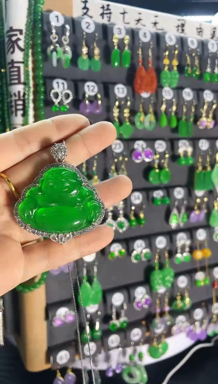 【闪购商品】翡翠耳饰银S925镶嵌看吊坠.....