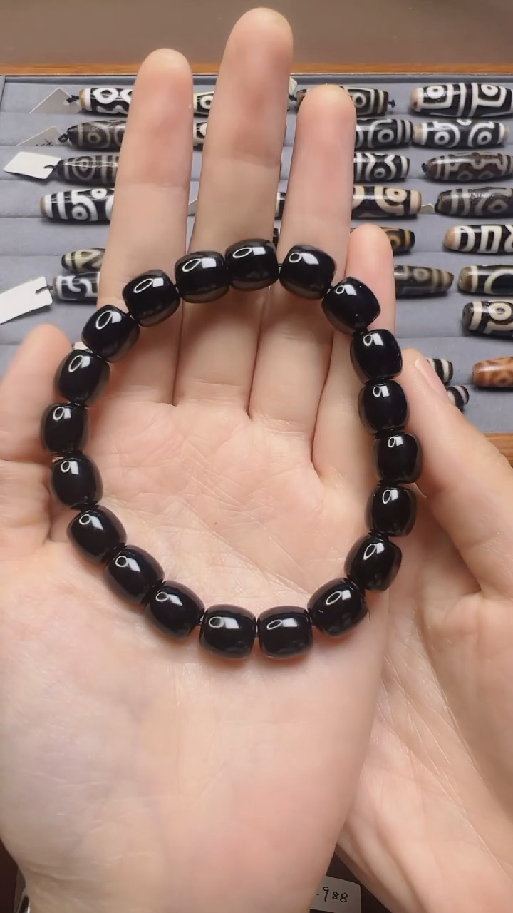 玛瑙/玉髓未镶嵌珠宝半成品金*定制黑武士黑玛瑙