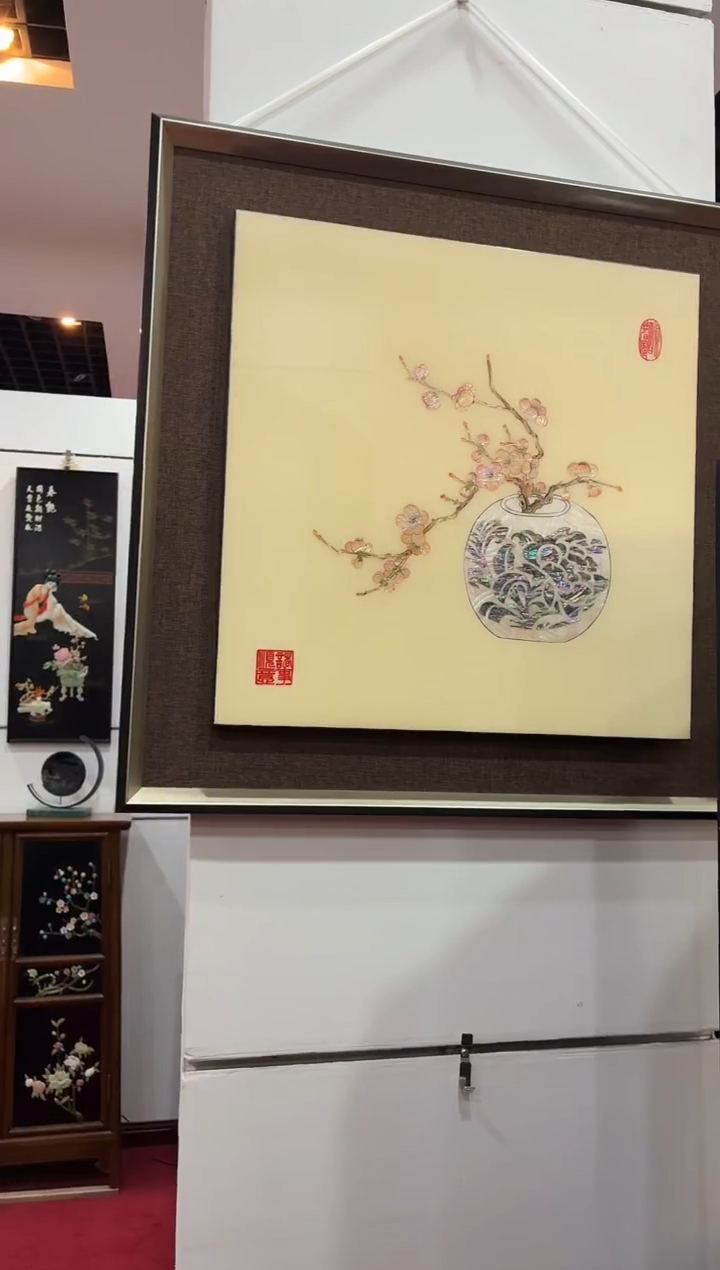 w**e扬州漆器青花瓷漆画