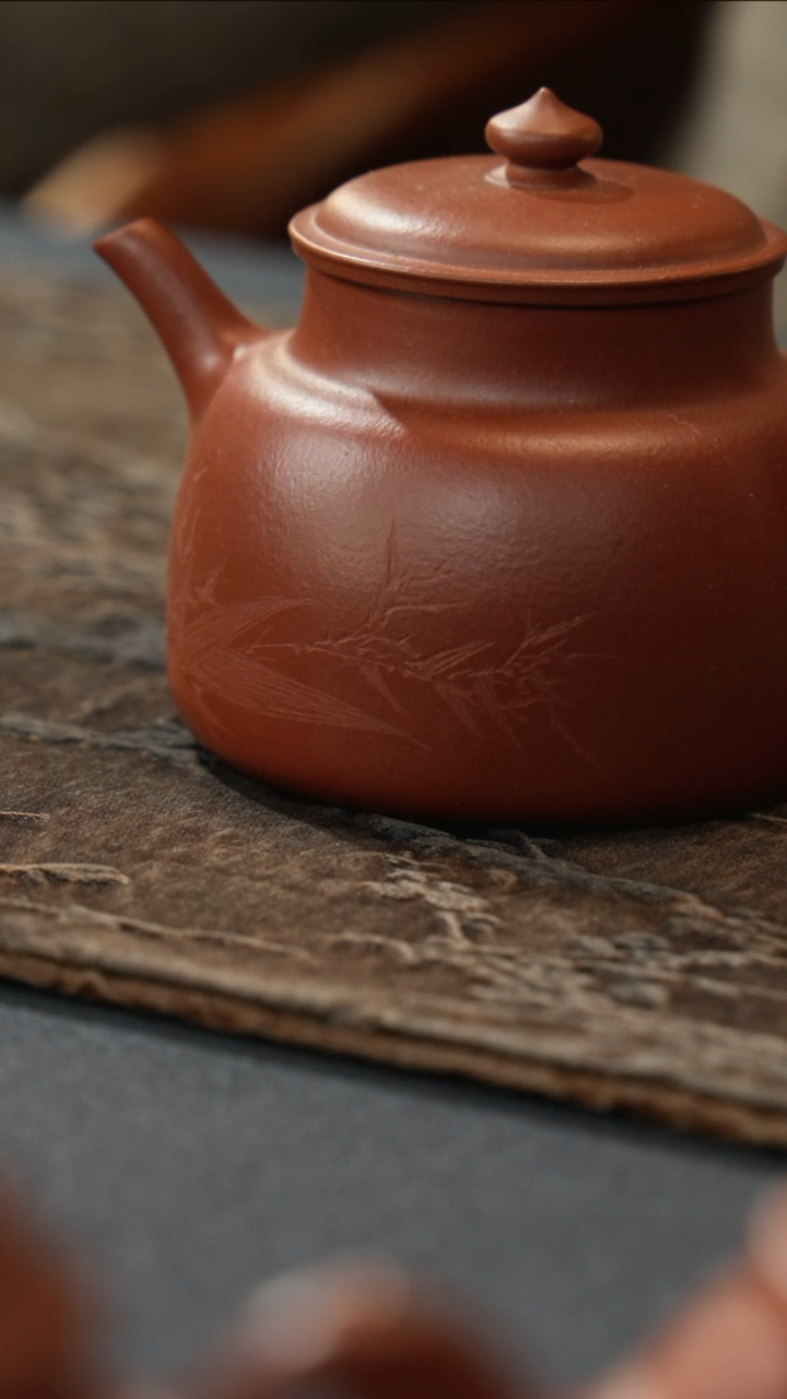 【闪购商品】紫砂茶壶刻竹小金汇120cc朱泥