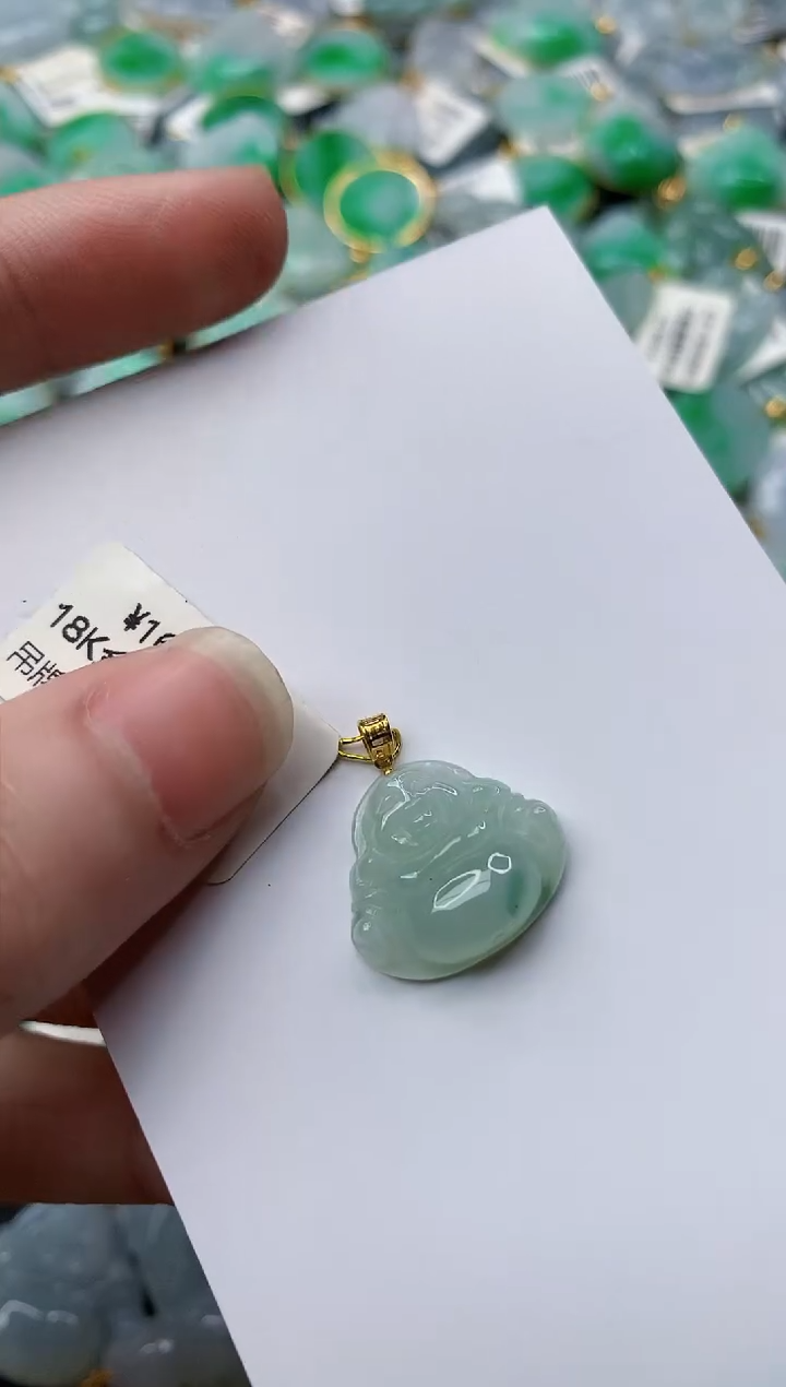 【闪购商品】翡翠颈饰18K金镶嵌88............