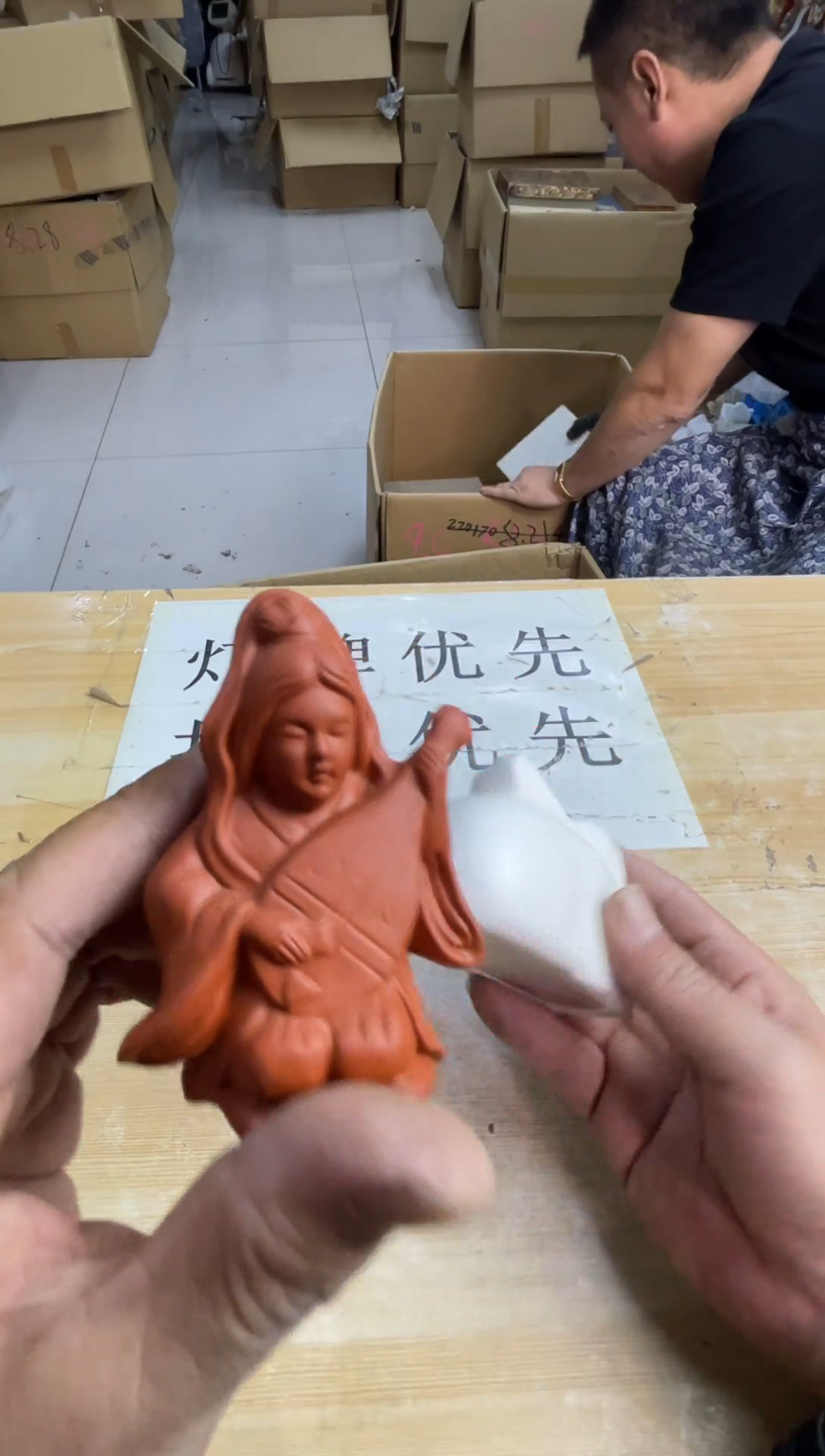 默认微瑕，no退no换，介意勿拍