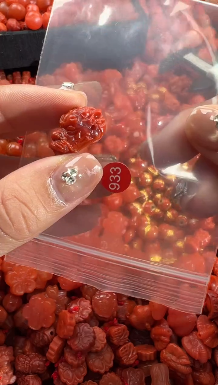 【闪购商品】南红玛瑙颈饰未镶嵌1