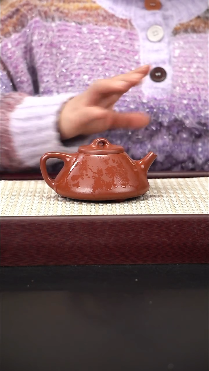 茶壶紫砂子冶石瓢  红降坡