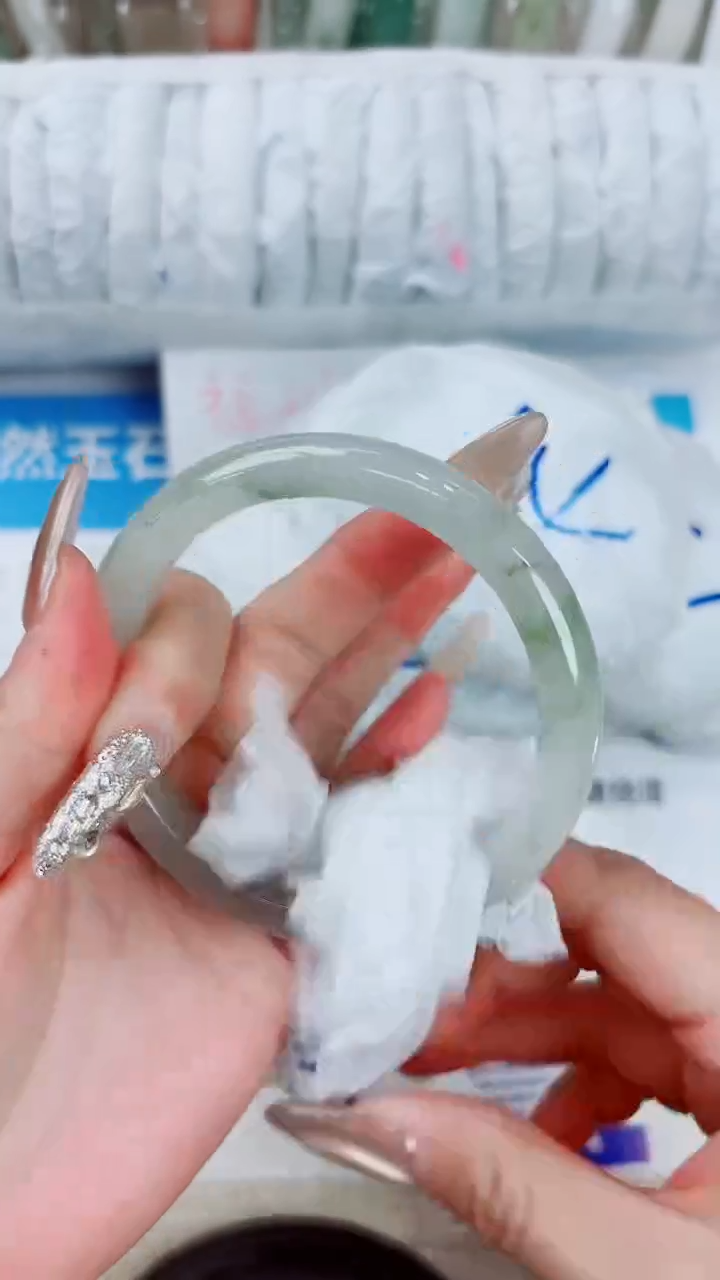 石英质玉手镯未镶嵌61-60