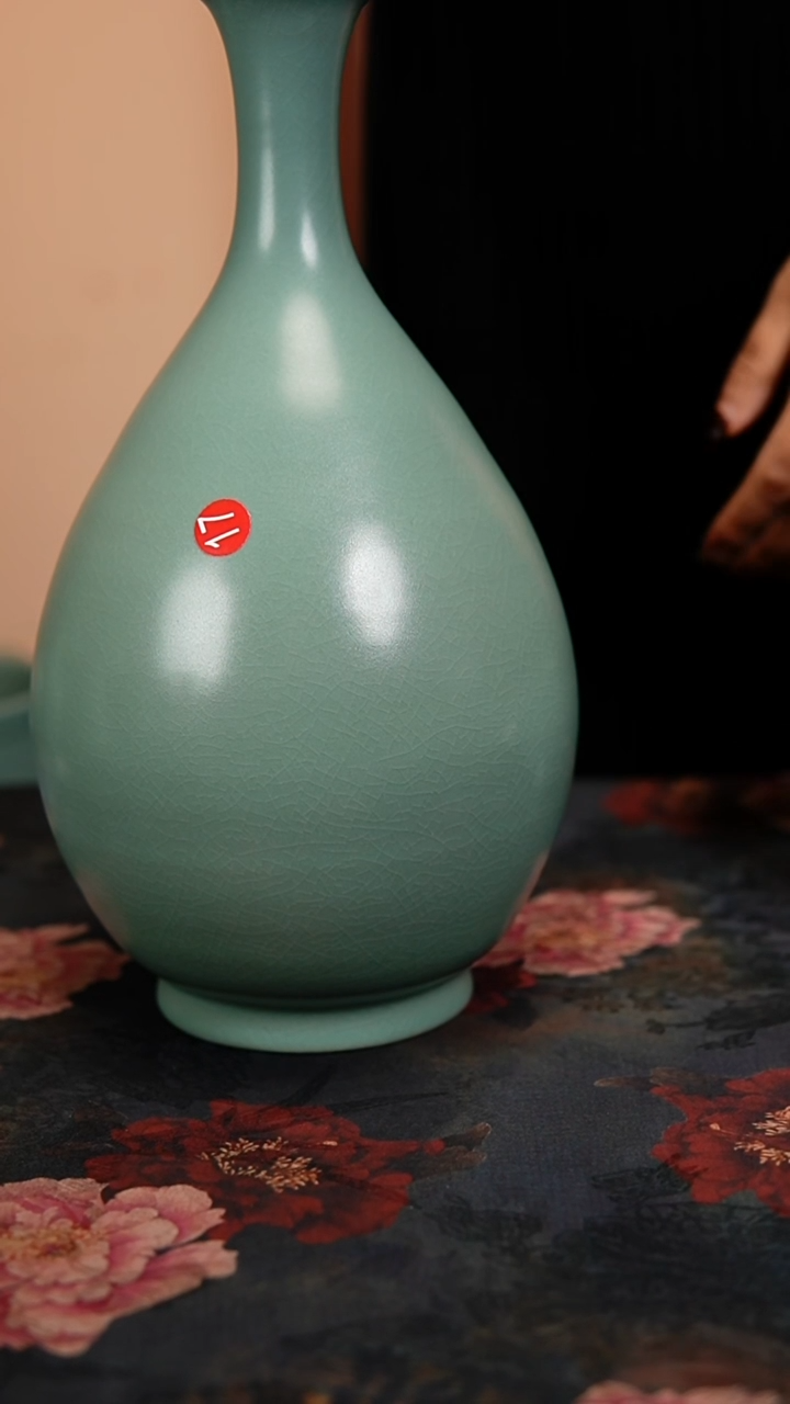 瓷片原产地原矿釉汝瓷