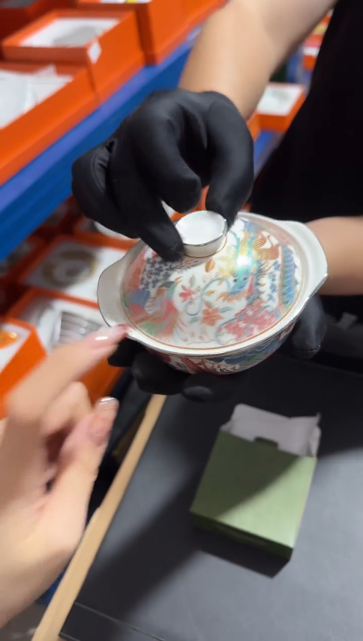 瓷片-----000-----