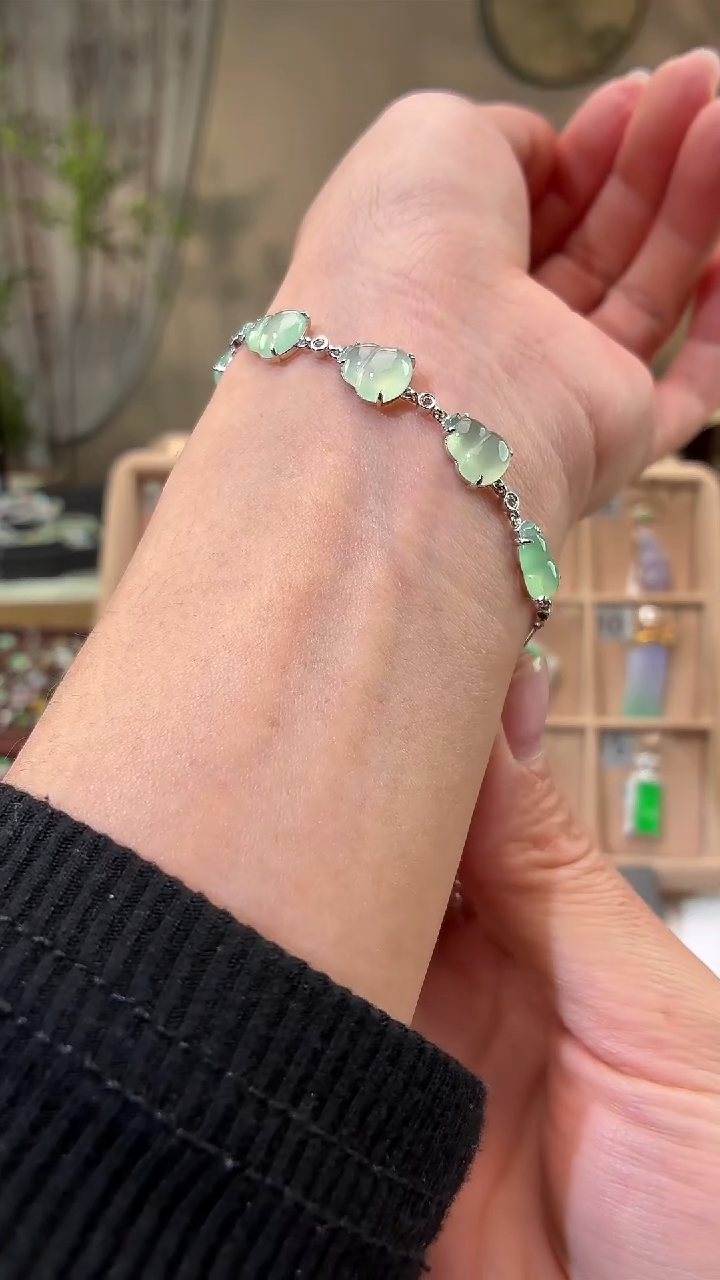 吊坠(不含链)18K金镶嵌翡翠手链