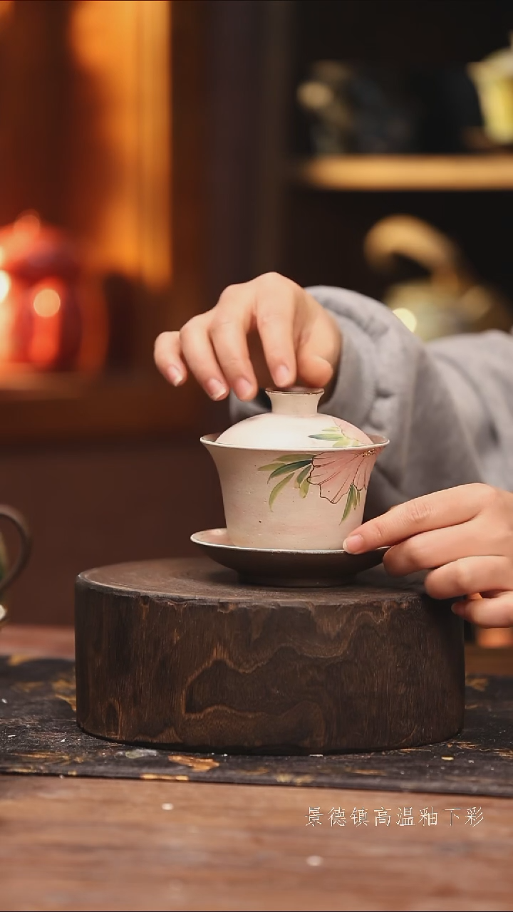 陶瓷景德镇高温釉下手绘陶瓷