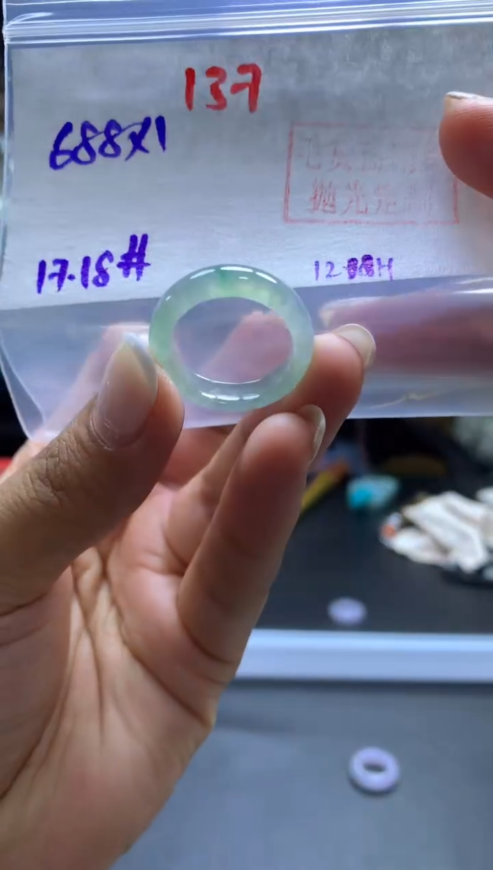 未镶嵌定制翡翠戒圈#688元-毛货需精细抛光