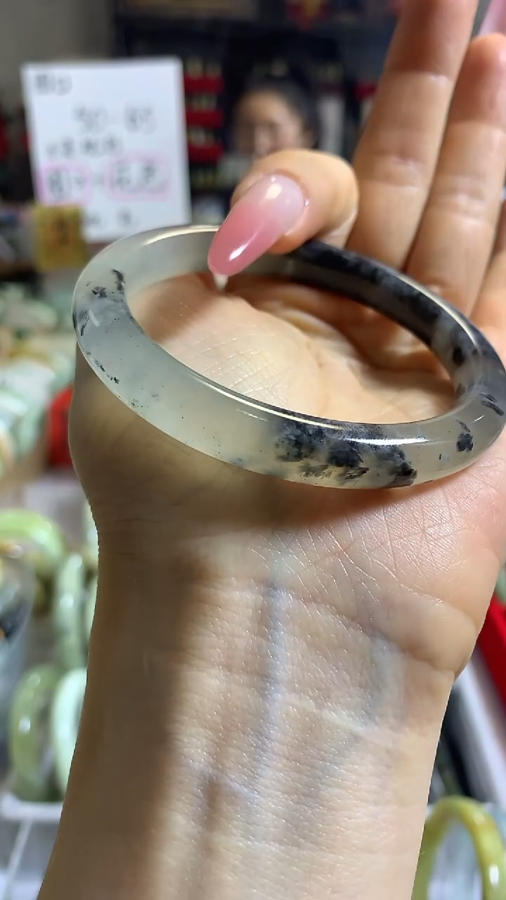 未镶嵌岫玉手镯61 54+ 包容