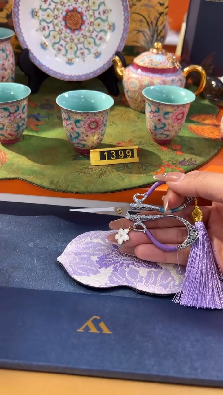 瓷片小乔闪购链接