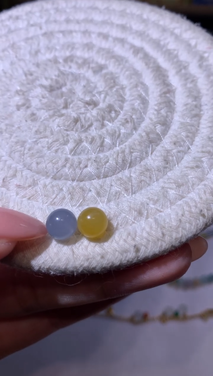 定制翡翠未镶嵌7.1珠子两个