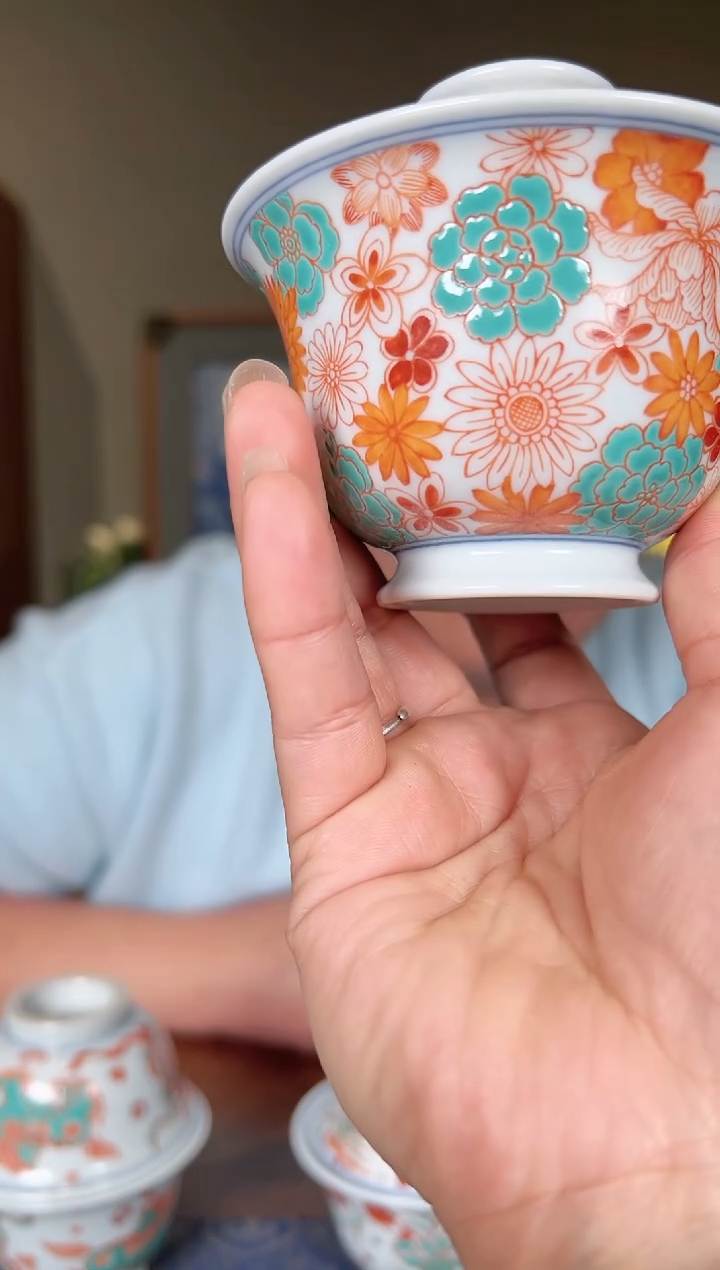 【闪购商品】红绿彩万花盖碗啊