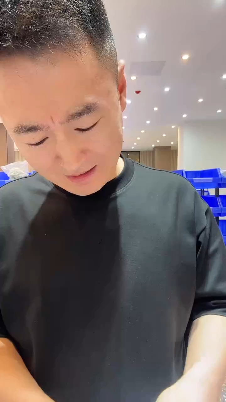 和田玉（糖玉）18K金镶嵌颈饰k196