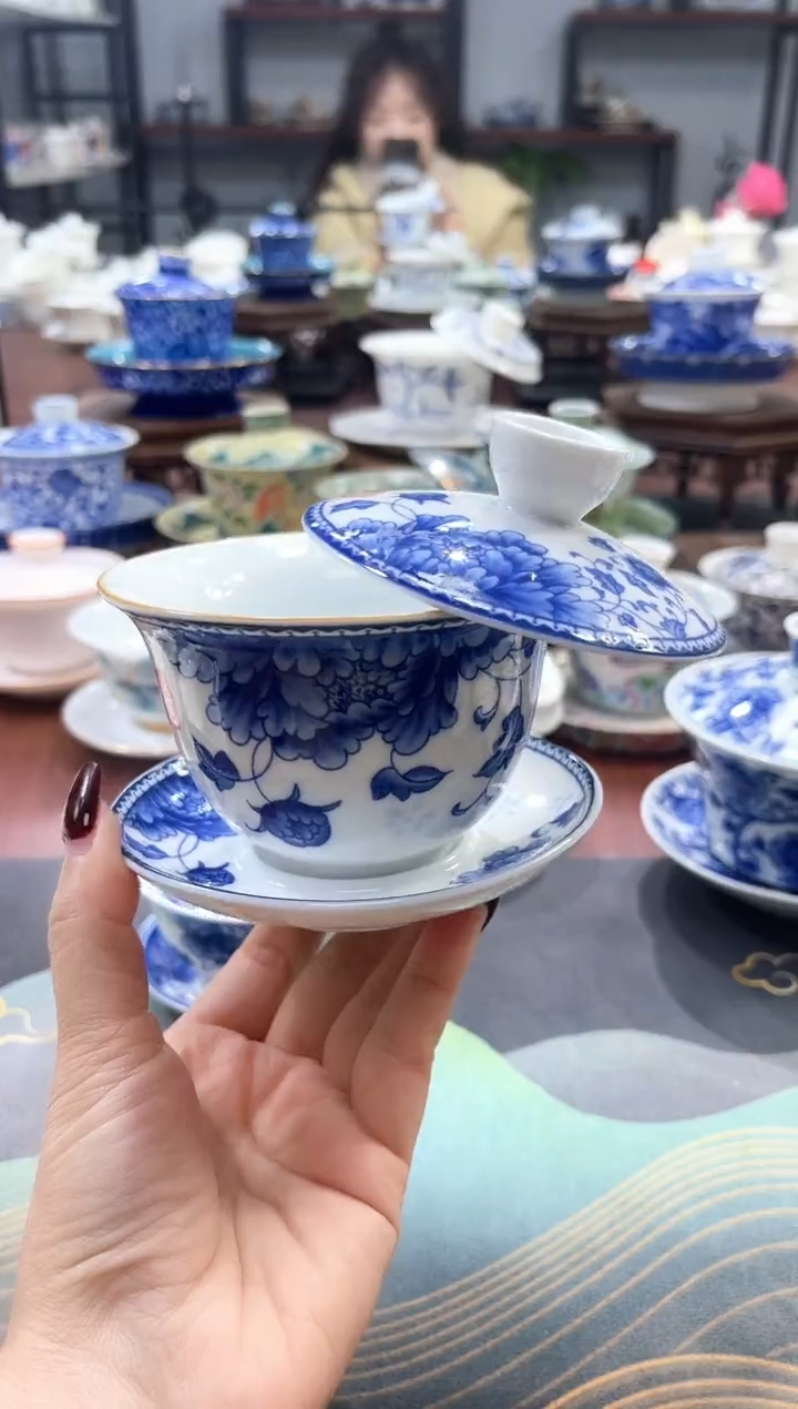 【闪购商品】青花牡丹200ml悬停盖碗