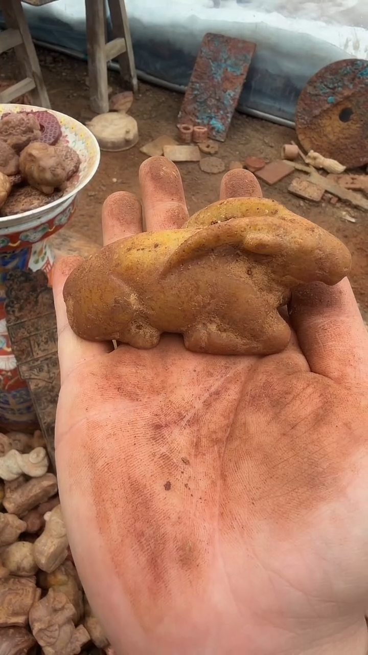 未镶嵌岫岩河磨玉（透闪石质玉）挂件用****6 岫岩河磨玉