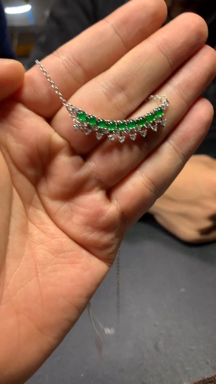 【闪购商品】翡翠项链未镶嵌0698921646/多样性发一