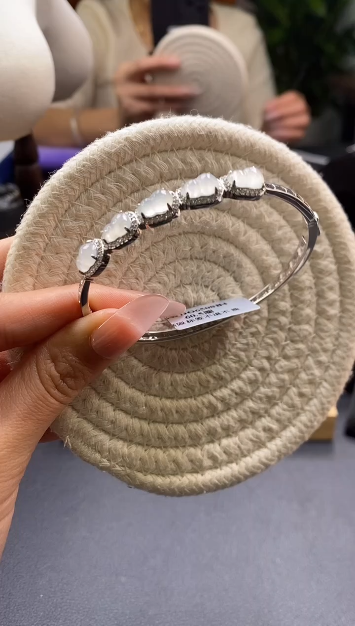 颈饰银S925镶嵌翡翠16606