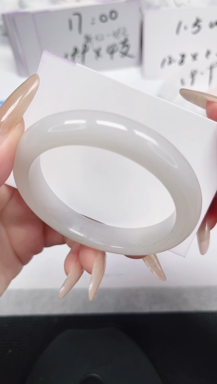 未镶嵌手镯石英岩玉174-54/55