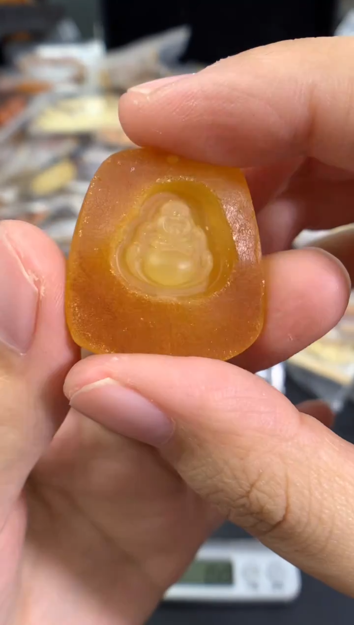 蜜蜡未镶嵌珠宝奇石1