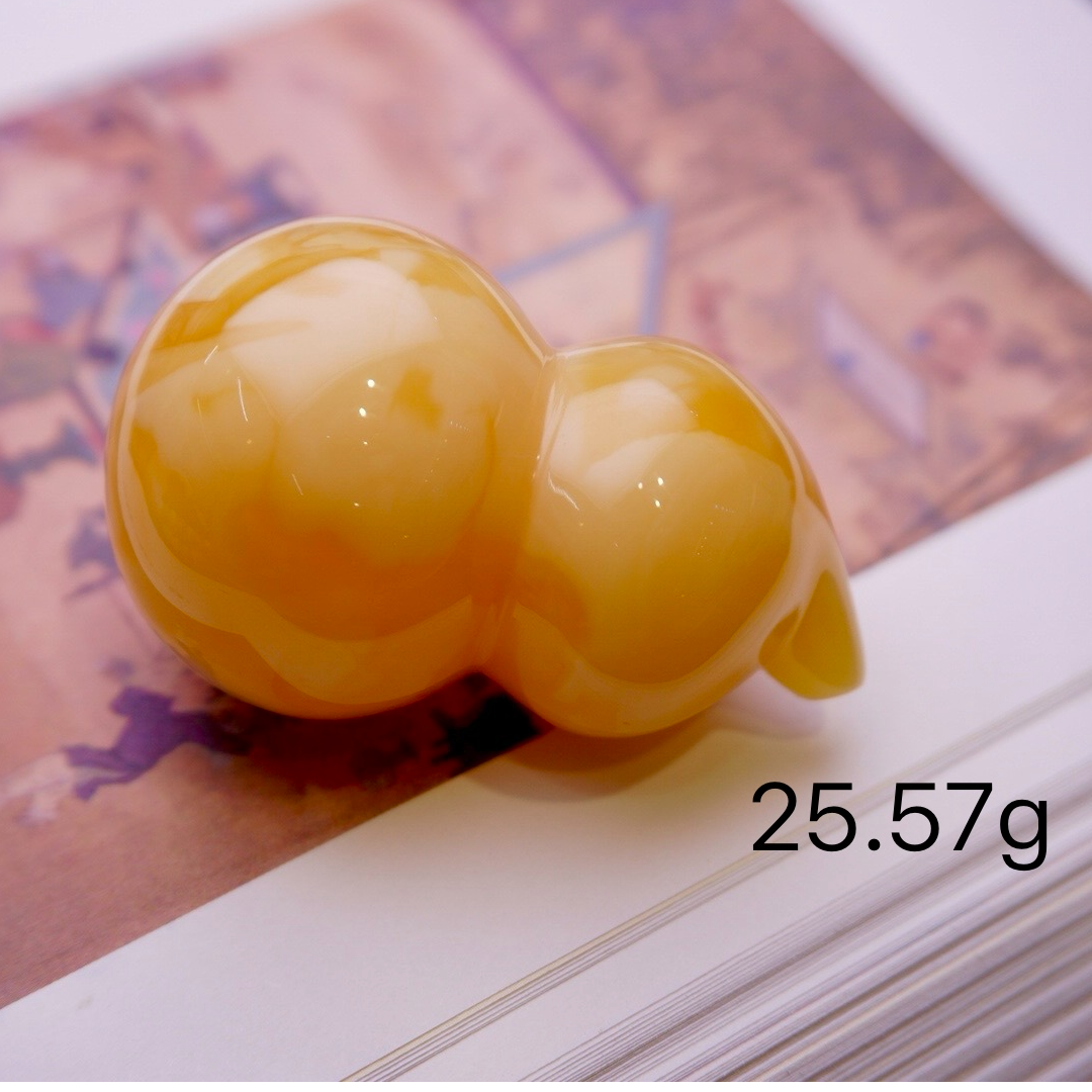 臻品焦皮料时尚蜜蜡鸡油黄奶油蜡葫芦吊坠