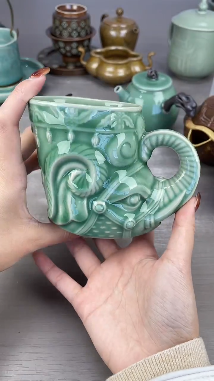 青瓷仓储福利清仓