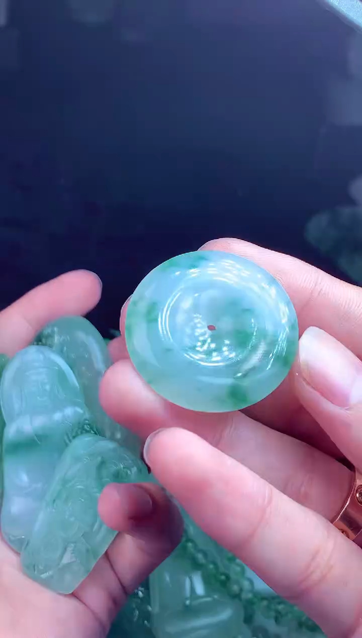 定制翡翠未镶嵌翡翠毛货定制