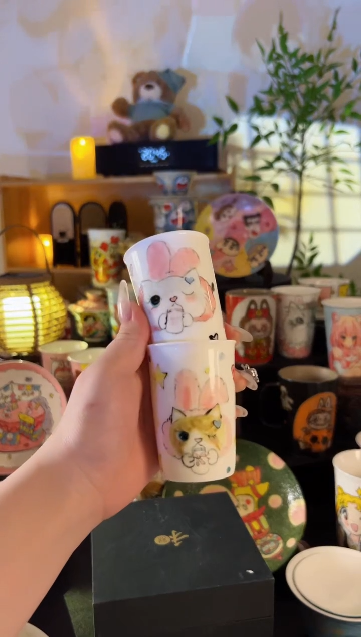 【闪购商品】摆件手工手绘陶瓷小杯杯