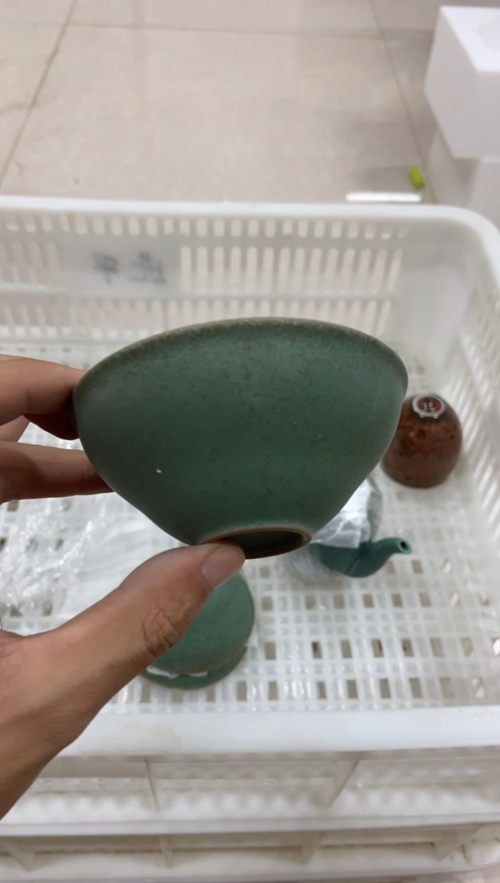 杯无运费险有瑕疵的摄影的产品有使用过的痕迹有点脏介意勿拍