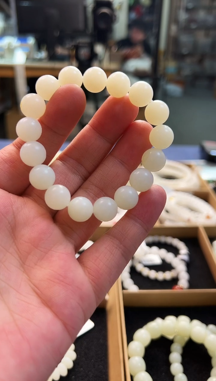 未镶嵌手串和田玉12+