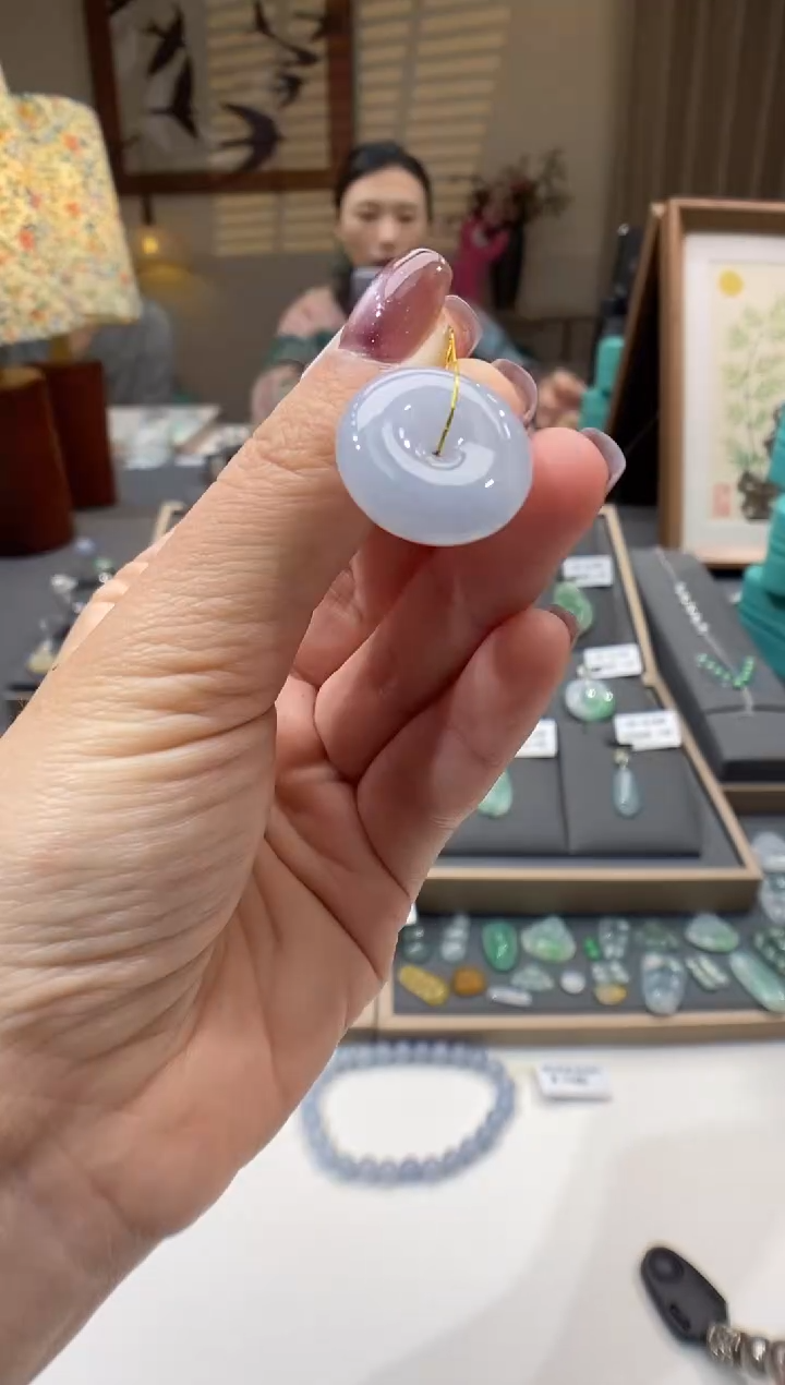 【闪购商品】翡翠颈饰未镶嵌平安扣