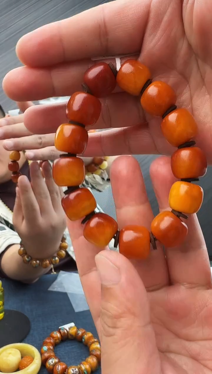 蜜蜡未镶嵌珠宝奇石假一罚十31，16多样性发其一