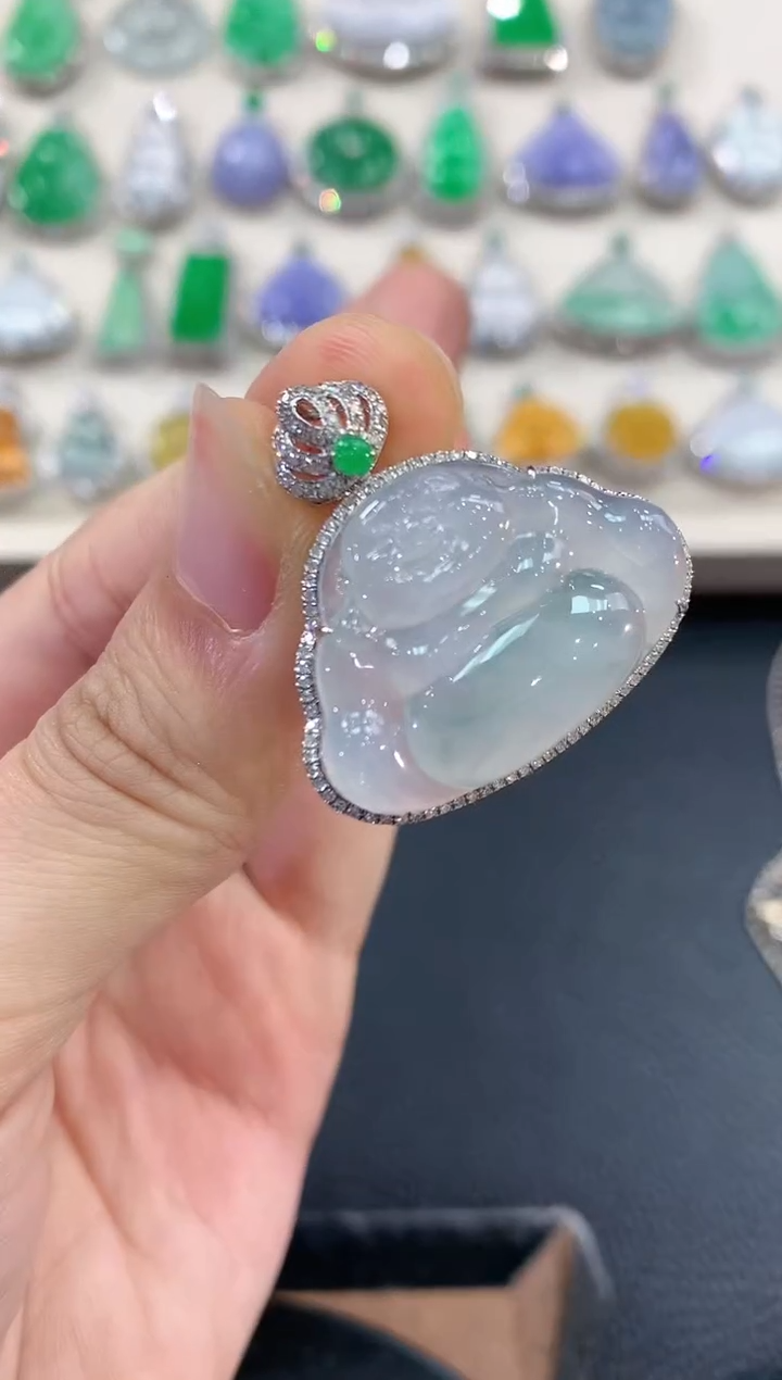 【闪购商品】翡翠吊坠(不含链)18K金镶嵌B106   