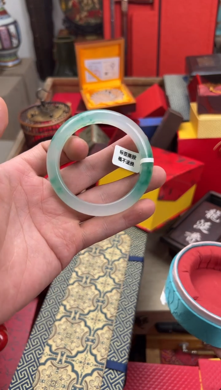 【闪购商品】翡翠手镯未镶嵌————————————