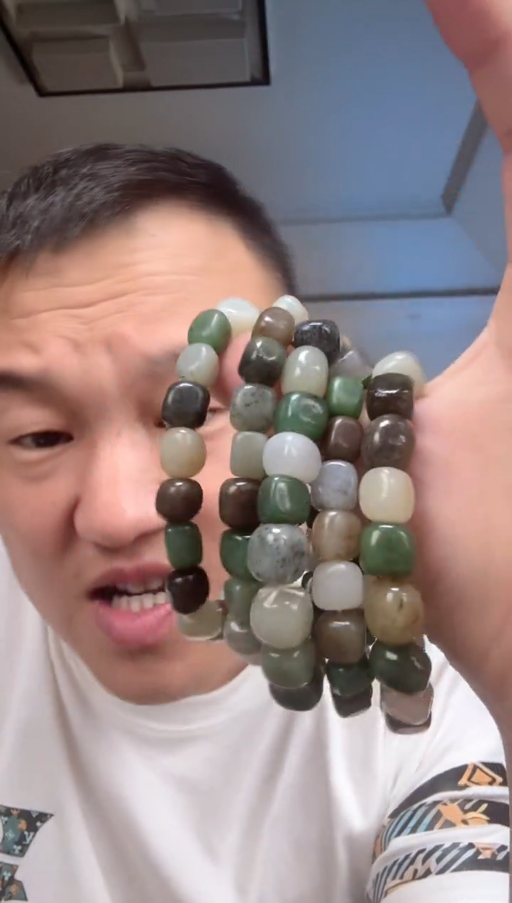 和田玉未镶嵌颈饰1