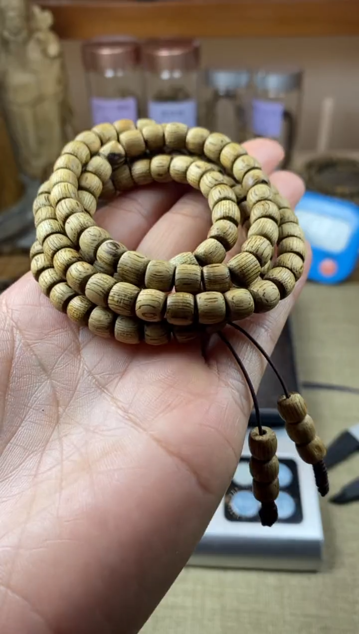 【闪购商品】沉香手串达拉干桶珠