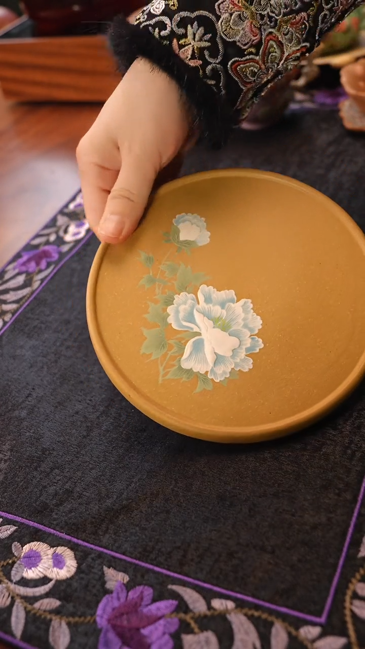 茶壶紫砂牡丹盘子