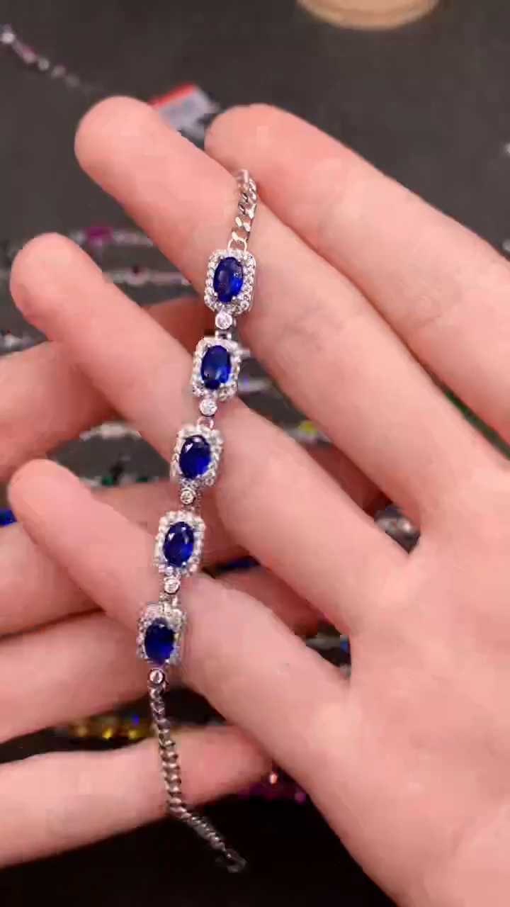 【闪购商品】蓝宝石手链银S925镶嵌........