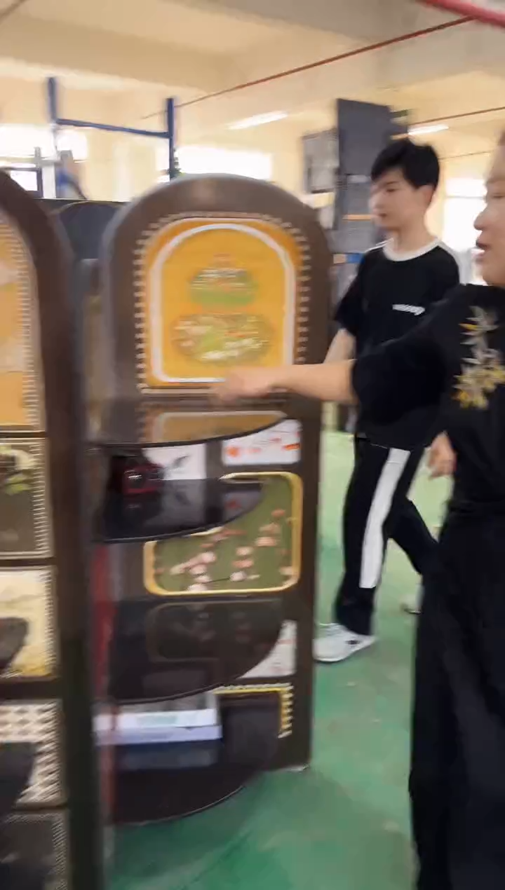 横款孤品果果微瑕闪购X209