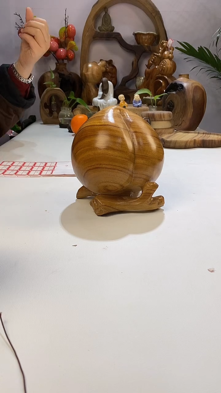 【闪购商品】香樟木A21寿桃摆件/15*16