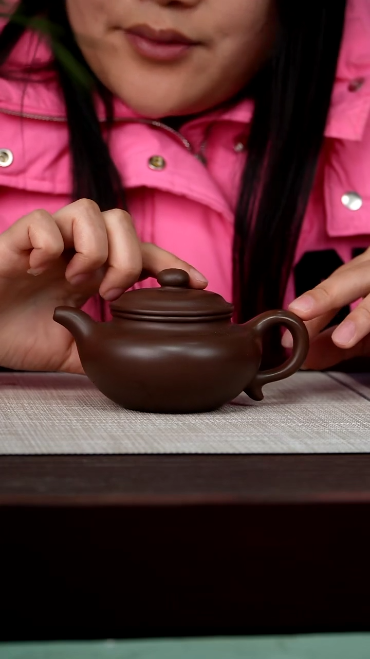 【闪购商品】宜兴原矿紫砂壶茶壶200C