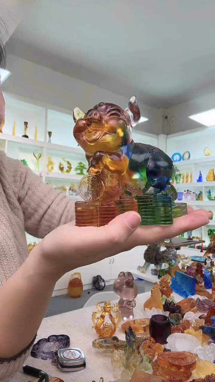 手工艺品琉璃猪猪