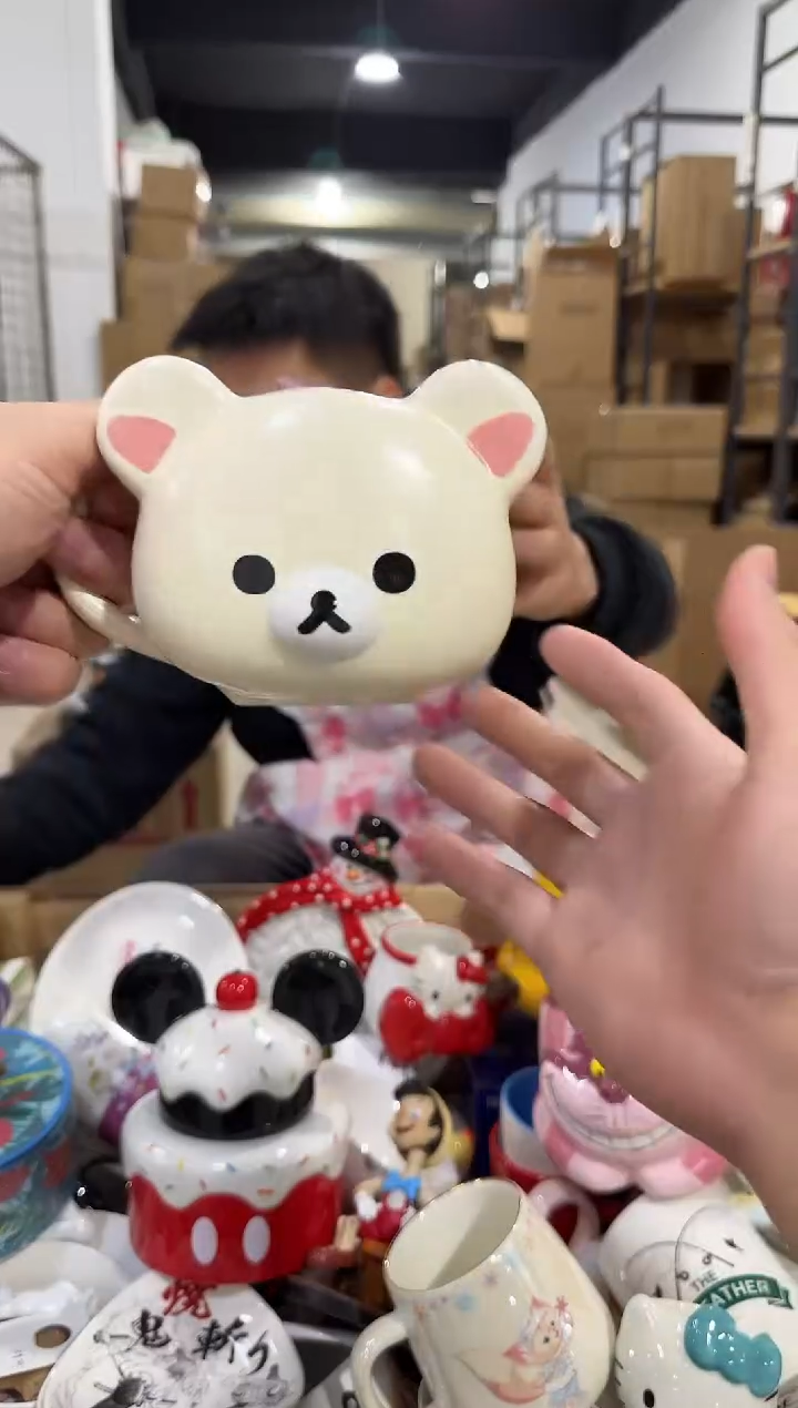 瓷片原盒熊妹头杯