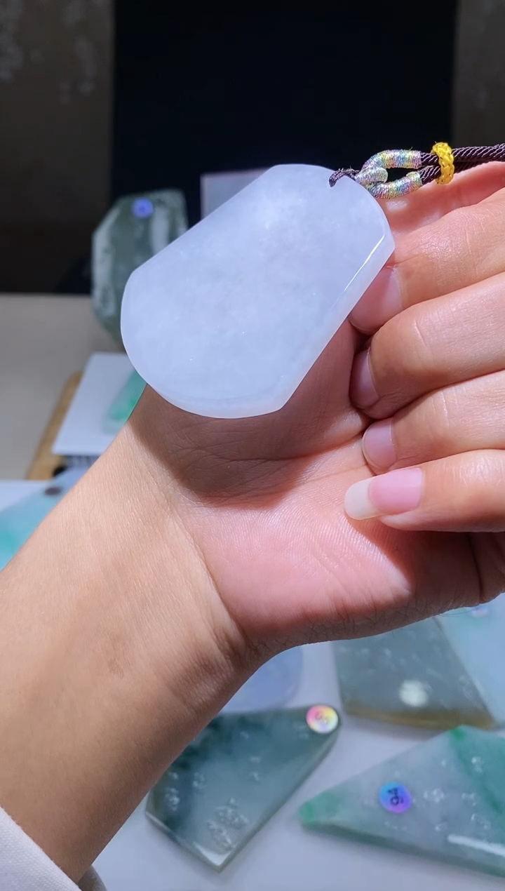 颈饰未镶嵌翡翠翡翠102001