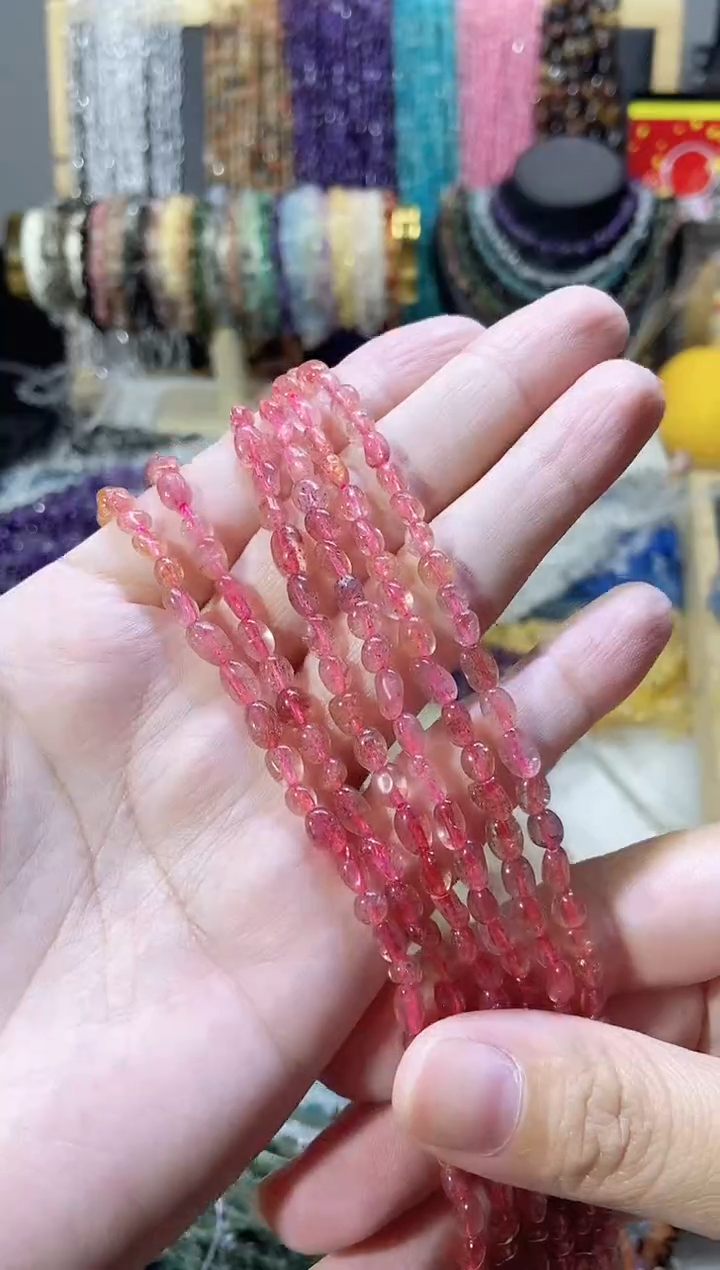 未镶嵌珠宝半成品水晶随行草莓晶