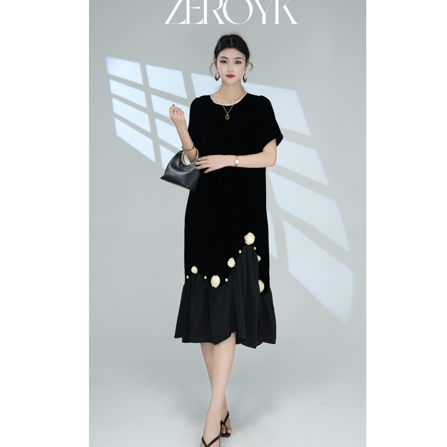 ZEROYK深圳南油100桑蚕丝真丝丝绒 手工花朵下摆气质美丽连衣裙