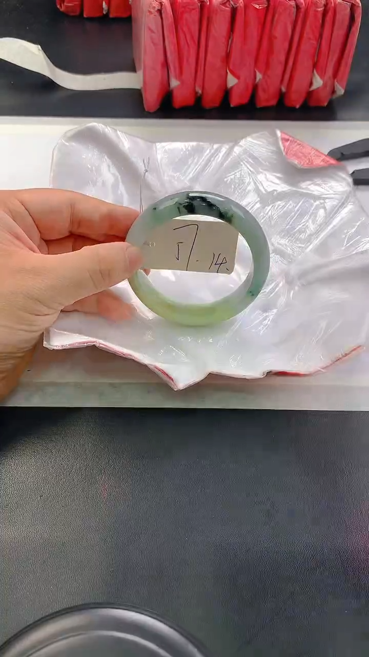 未镶嵌手镯翡翠14
