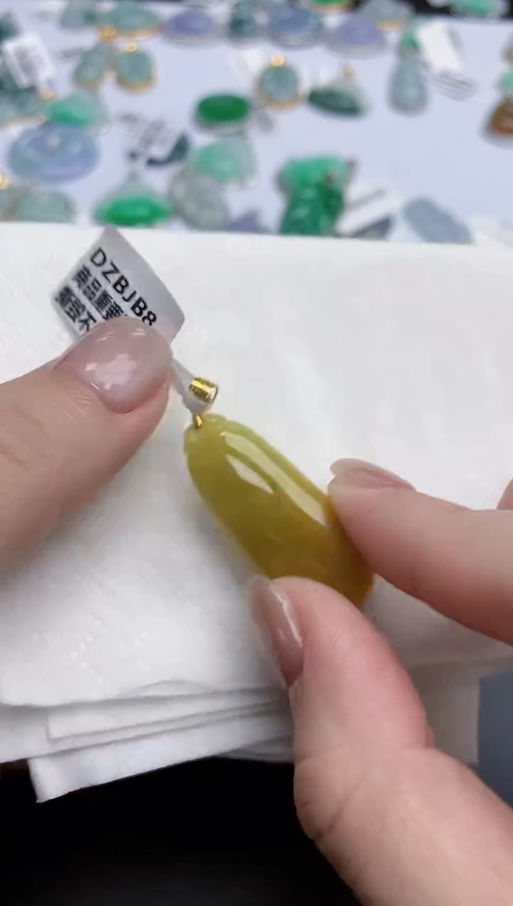 【闪购商品】翡翠颈饰18K金镶嵌天然缅甸翡翠A货