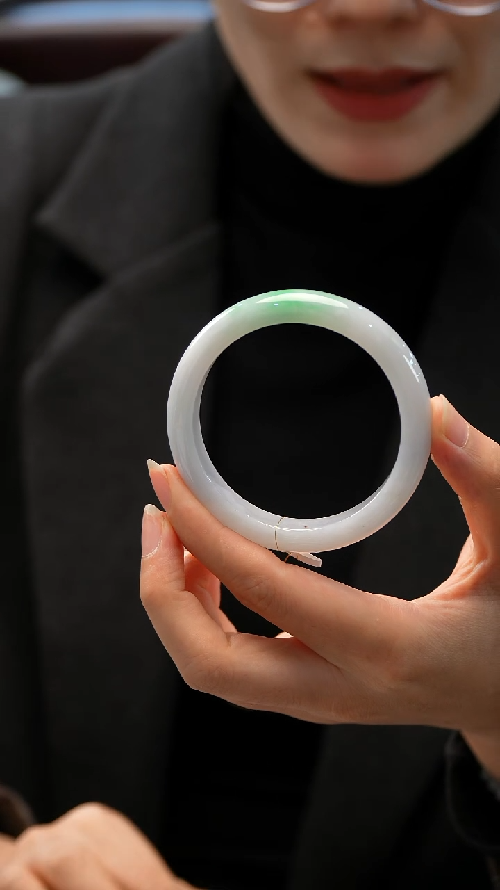 未镶嵌手镯翡翠81号